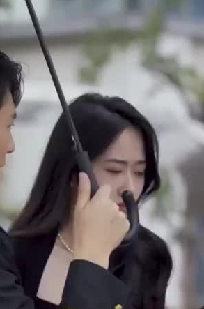 妖孽保安混花都 第01集